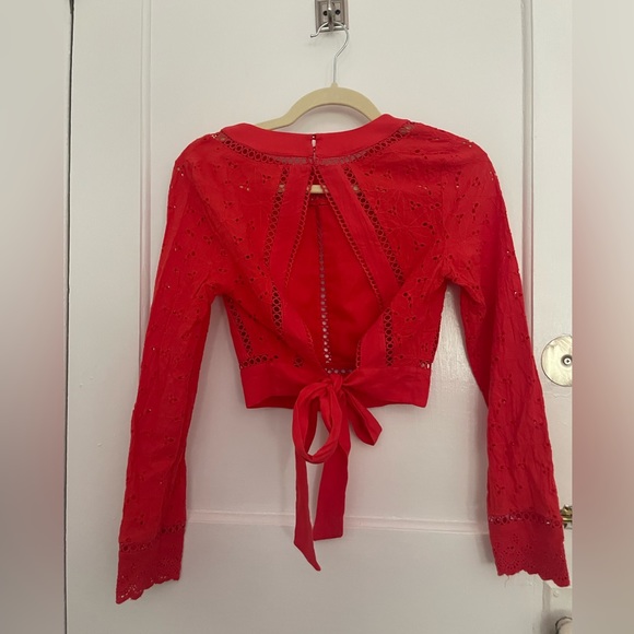 Endless Rose eyelet crop top with open back. Size small - Picture 4 of 4